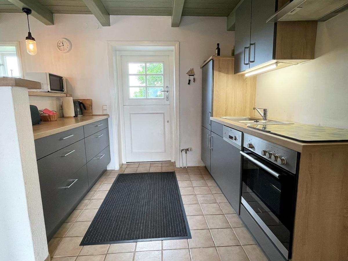 Das Puppenhaus, Reetdach, Sauna, Kamin, Eingezaeunt, Badewanne, Haustiere Willkommen Emmelsbüll-Horsbüll Buitenkant foto