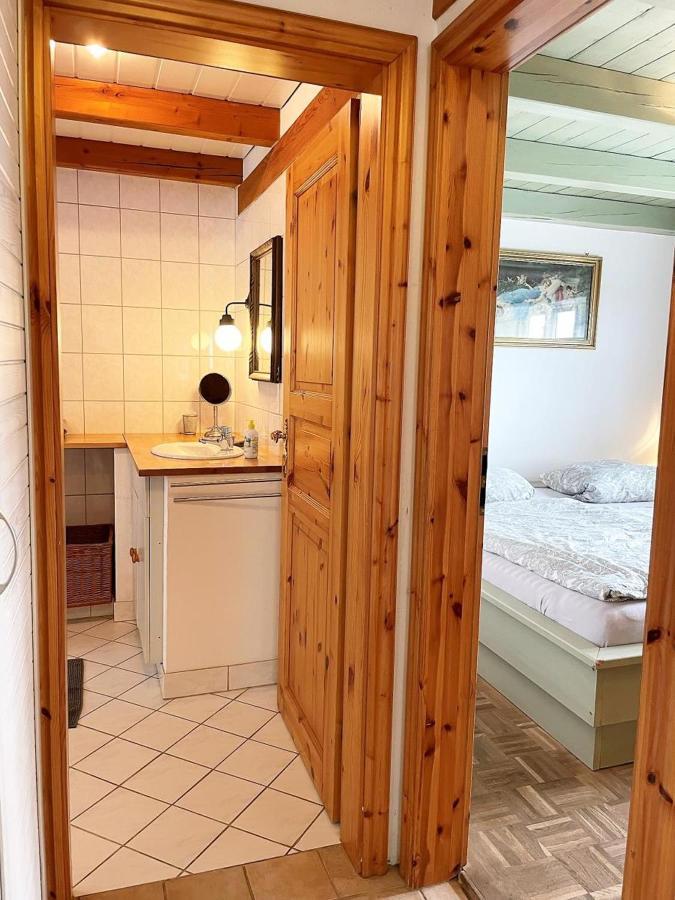 Das Puppenhaus, Reetdach, Sauna, Kamin, Eingezaeunt, Badewanne, Haustiere Willkommen Emmelsbüll-Horsbüll Buitenkant foto